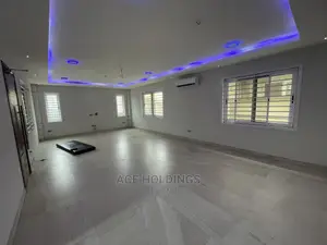 3bdrm House in East Airport, Tseaddo for sale