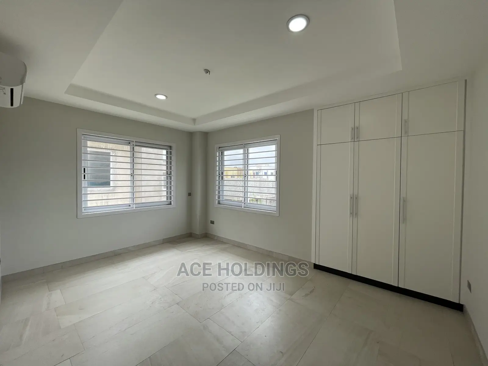 3bdrm House in East Airport, Tseaddo for sale