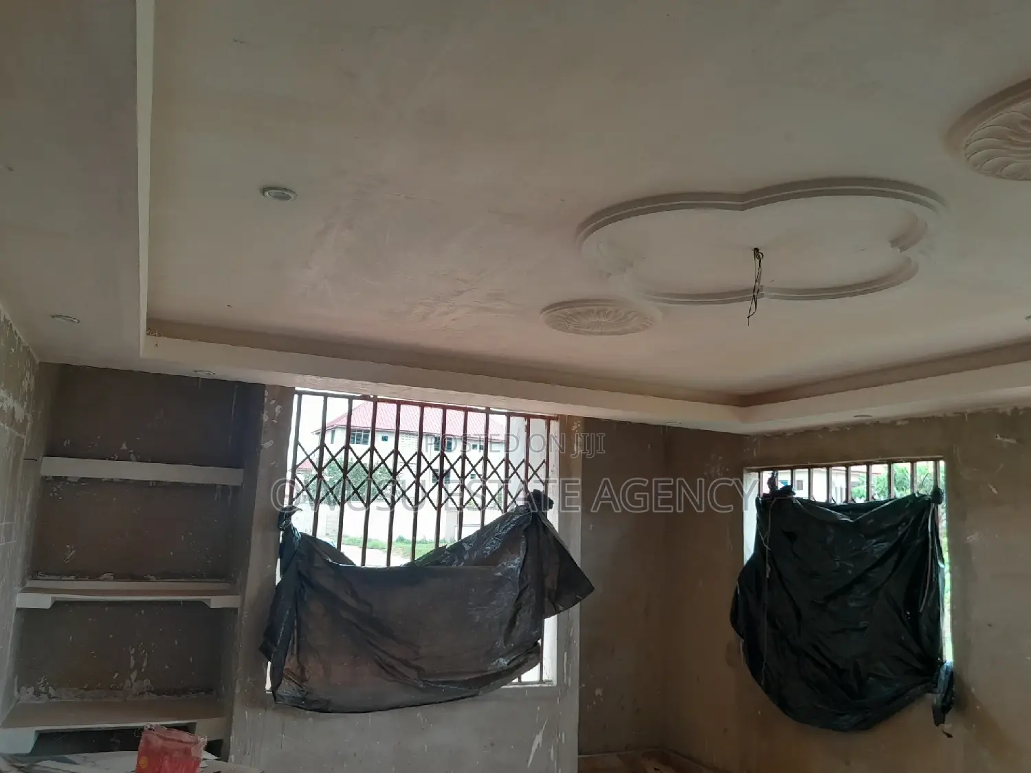7bdrm House in Appiadu Apimso, Kumasi Metropolitan for sale