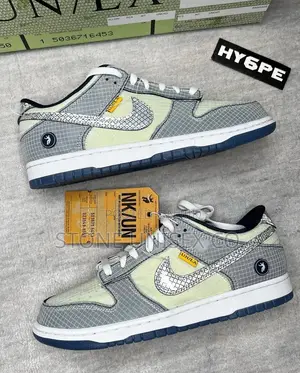 Photo - Nike SB Dunk Sneakers (Swipe for More )