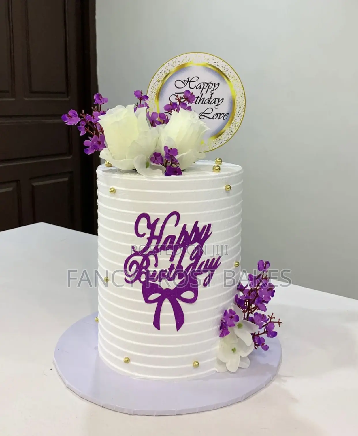 Super Customized Cakes for Birthdays , Wedding and Parties