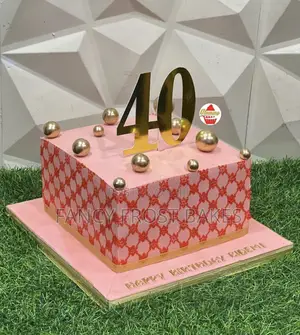 Luxurious Birthday and Wedding Cakes