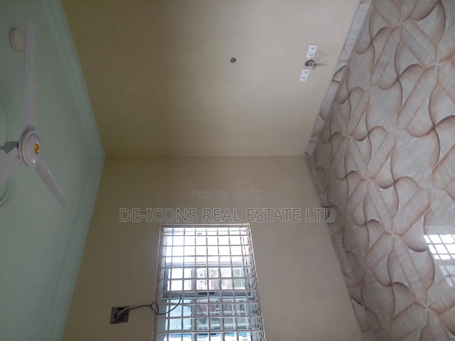 1bdrm Apartment in De-Icons Real Estate, Kasoa for rent