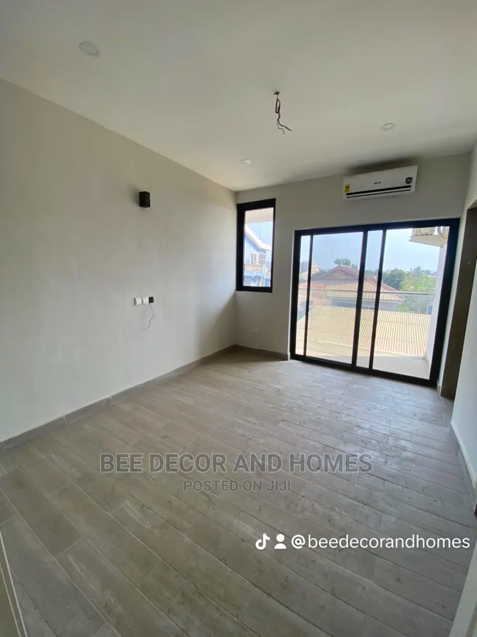 3bdrm Townhouse/Terrace in Bee Decor And Homes, West Legon for sale