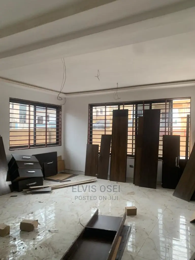 4bdrm House in Pokuase for sale