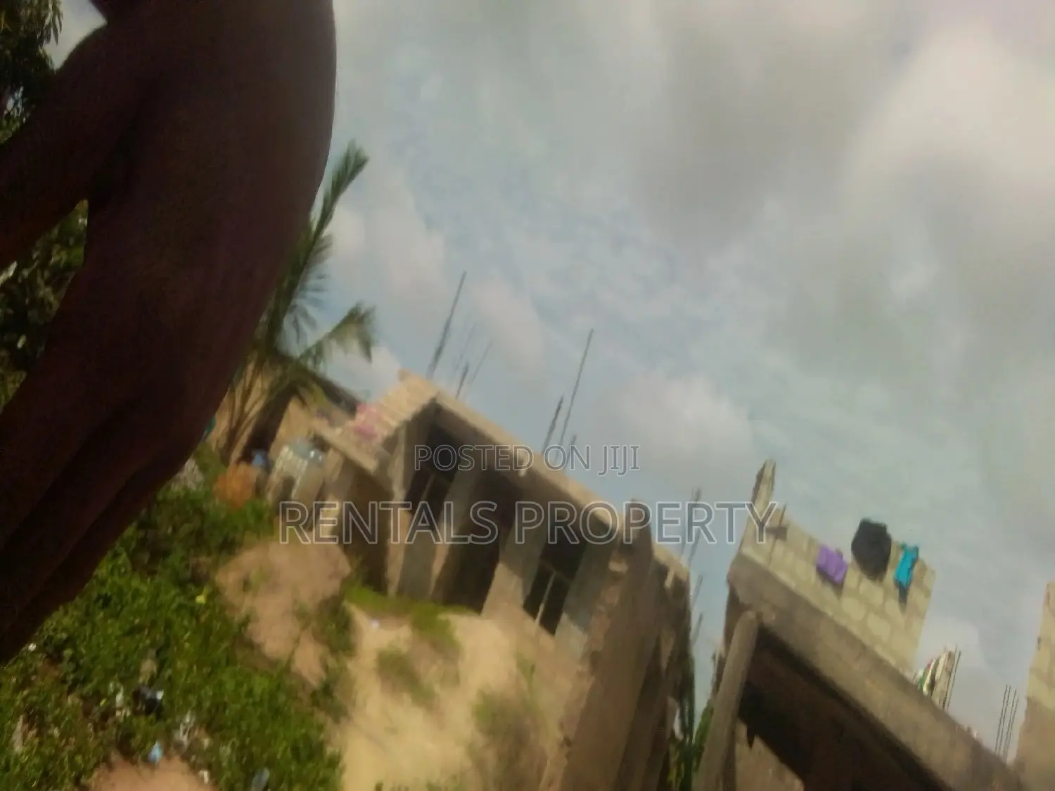 5bdrm House in Sam, Adenta for rent