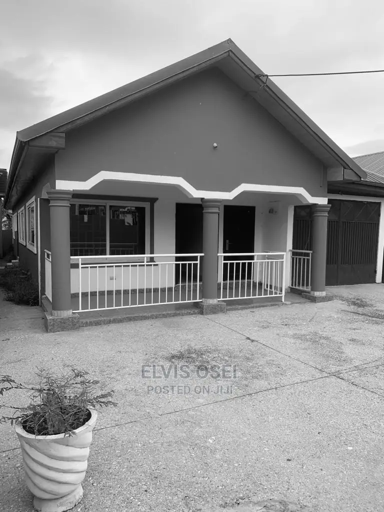 4bdrm House in Amasaman Hospital for rent