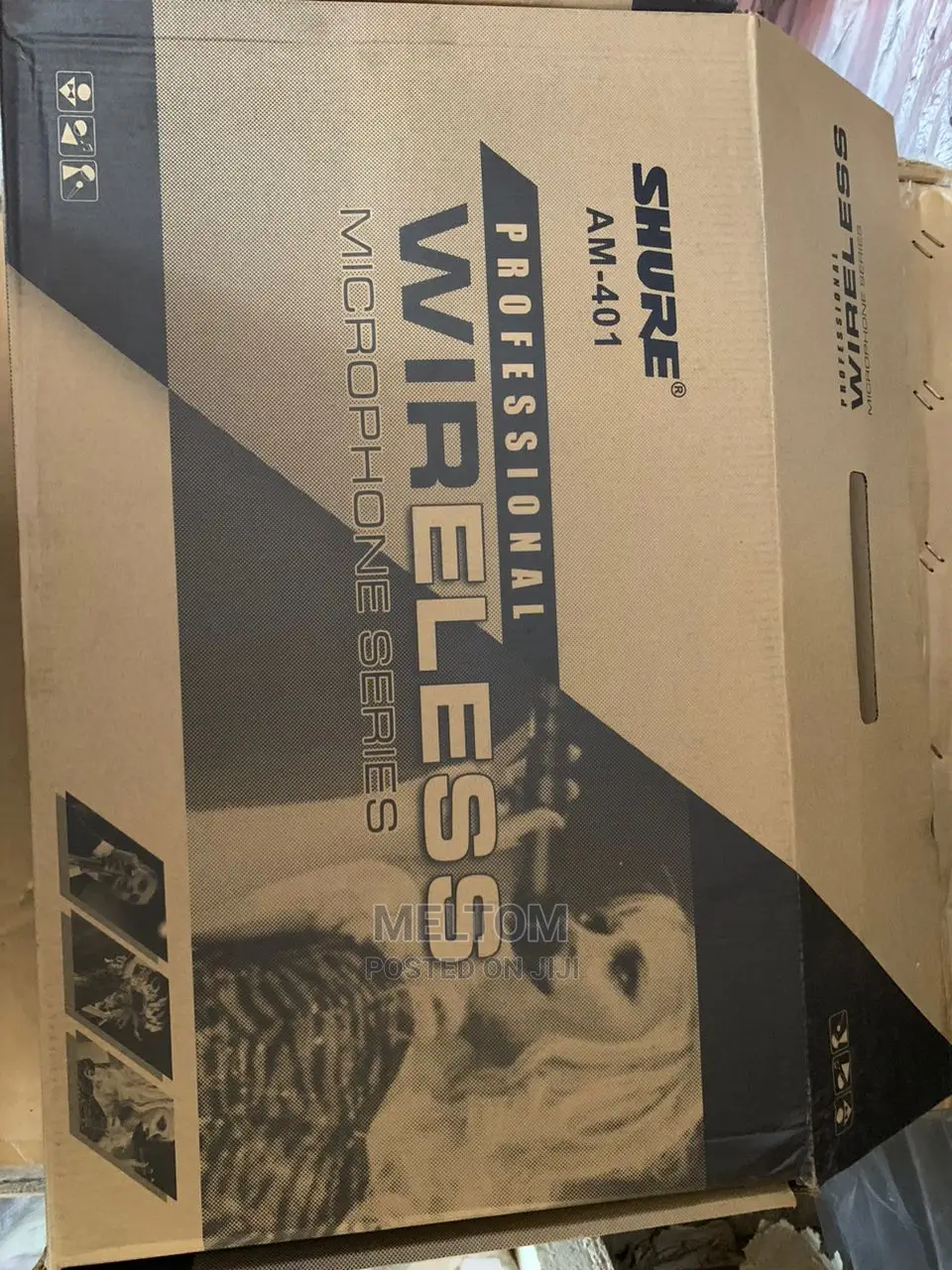 Shure 4in1 Cordless Microphone (Am-401)