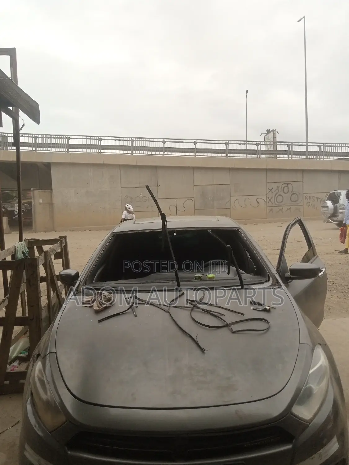 Dodge Dart Windscreen Glass