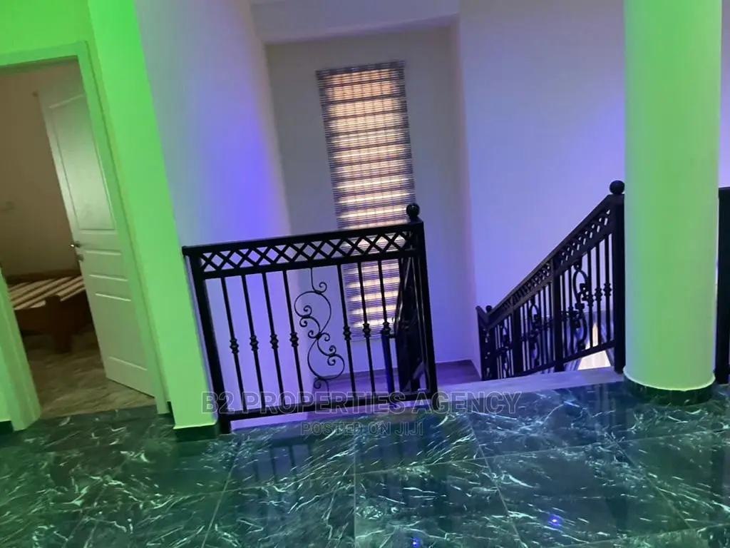 Furnished 4bdrm Mansion in B2Properties Agency, Kumasi Metropolitan