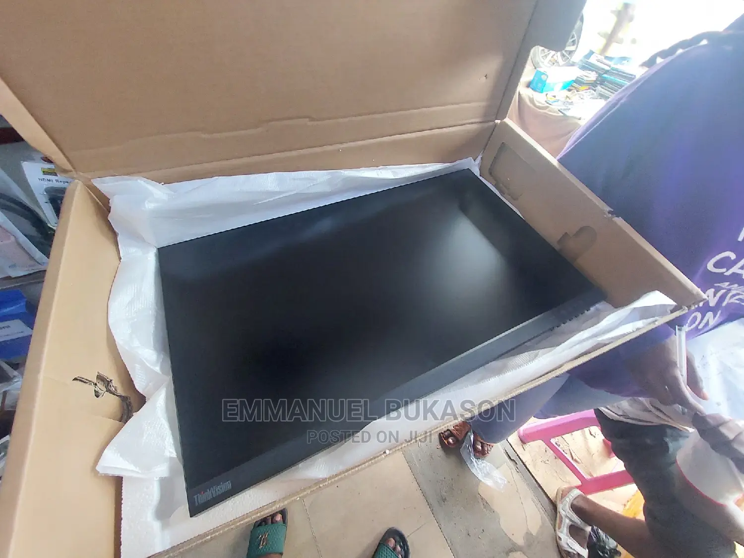 24inches Monitor
