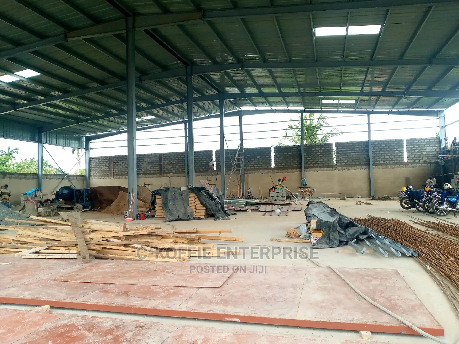 1500 SQM Warehouse at Tesano for Rent