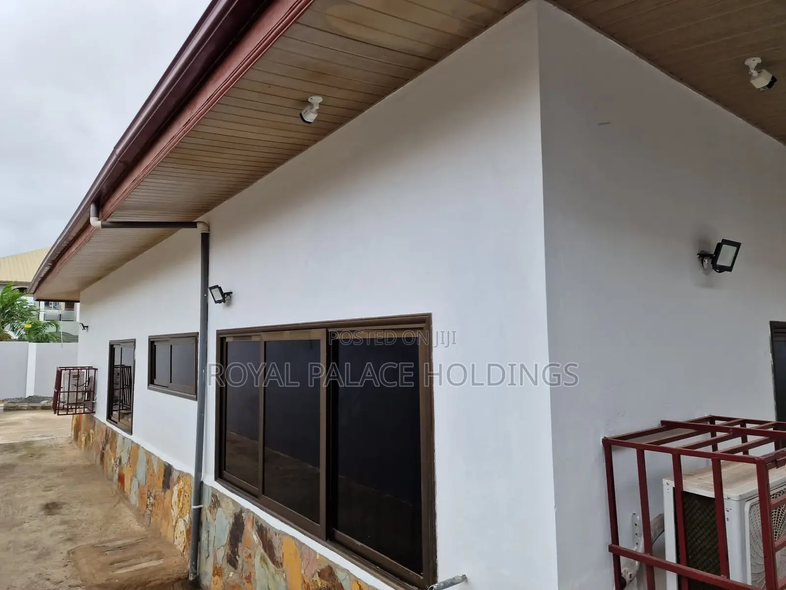 3bdrm House in Adjiringanor, Adjiriganor for rent