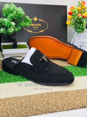 Photo - Classic Men’S Half Shoes