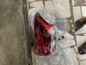 Outlander 2017 Taillight Right Side