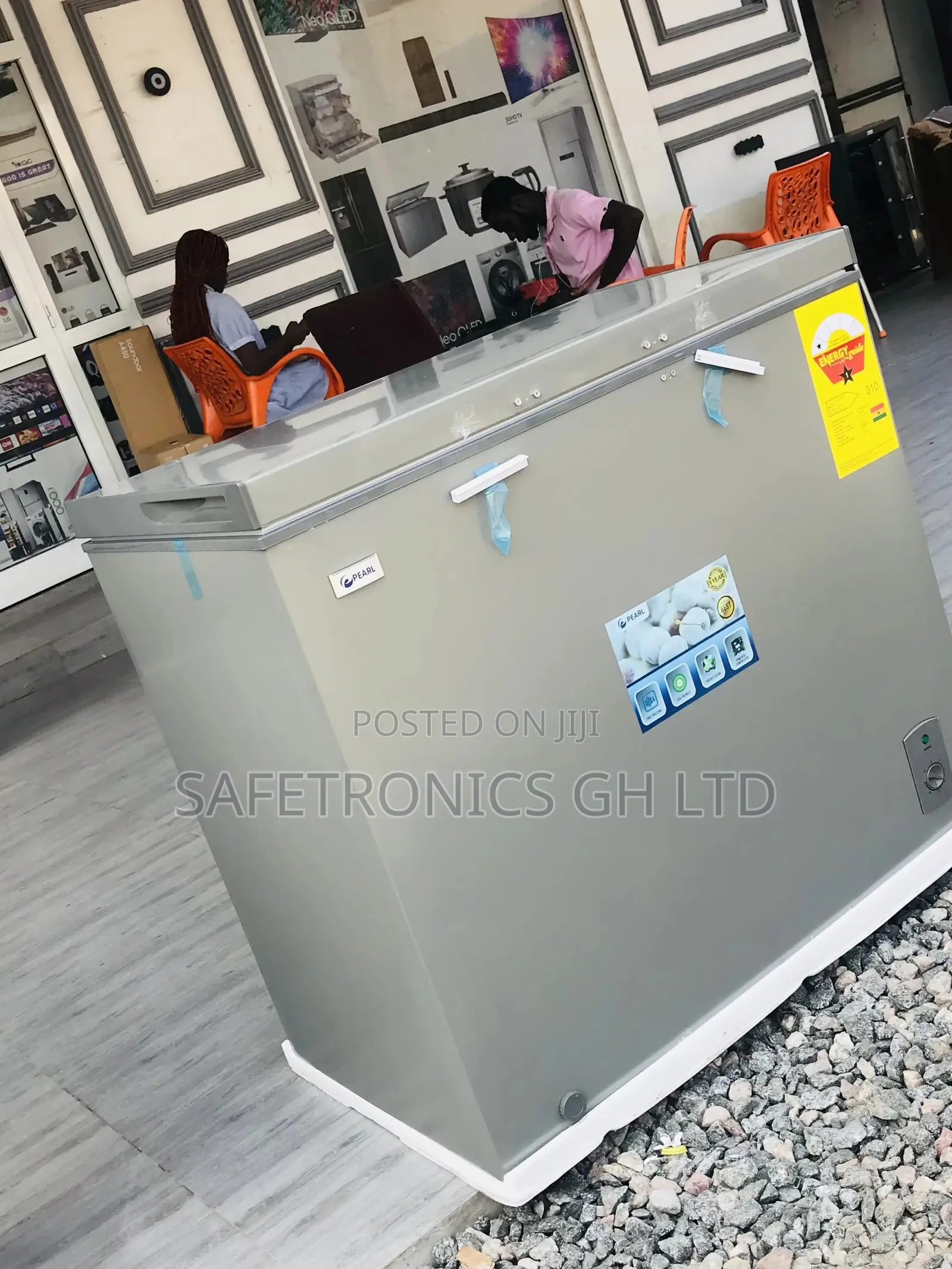 Pearl PCF-271ix Chest Freezer 200l Singledoor