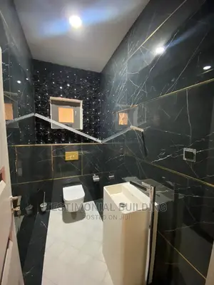 5bdrm House in Testimonial Building, East Legon for sale