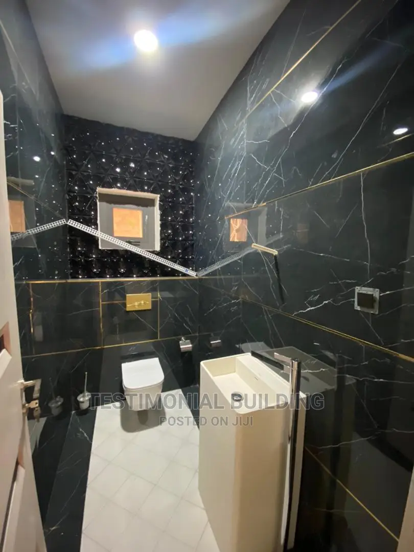 5bdrm House in Testimonial Building, East Legon for sale