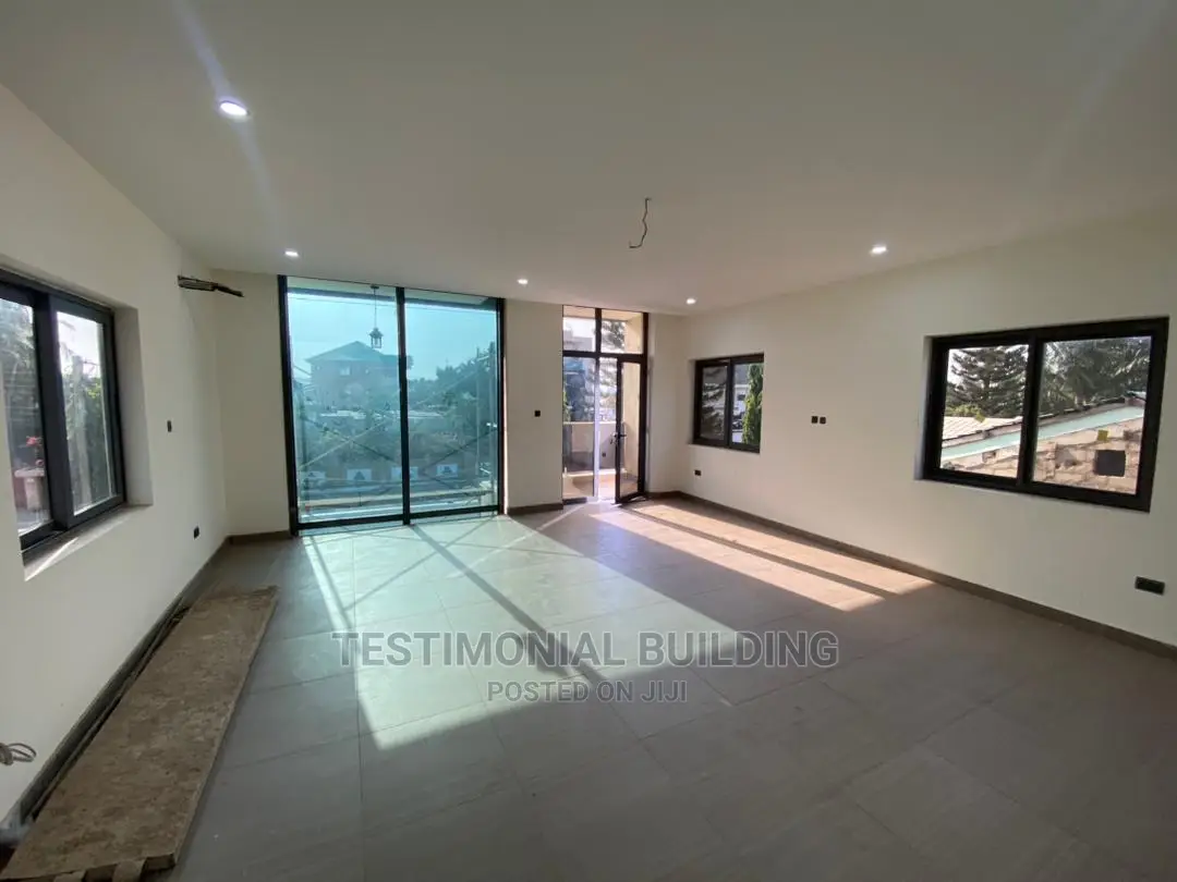 5bdrm House in Testimonial Building, East Legon for sale