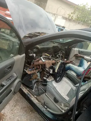 Specialist in Car and Room Ac Systems