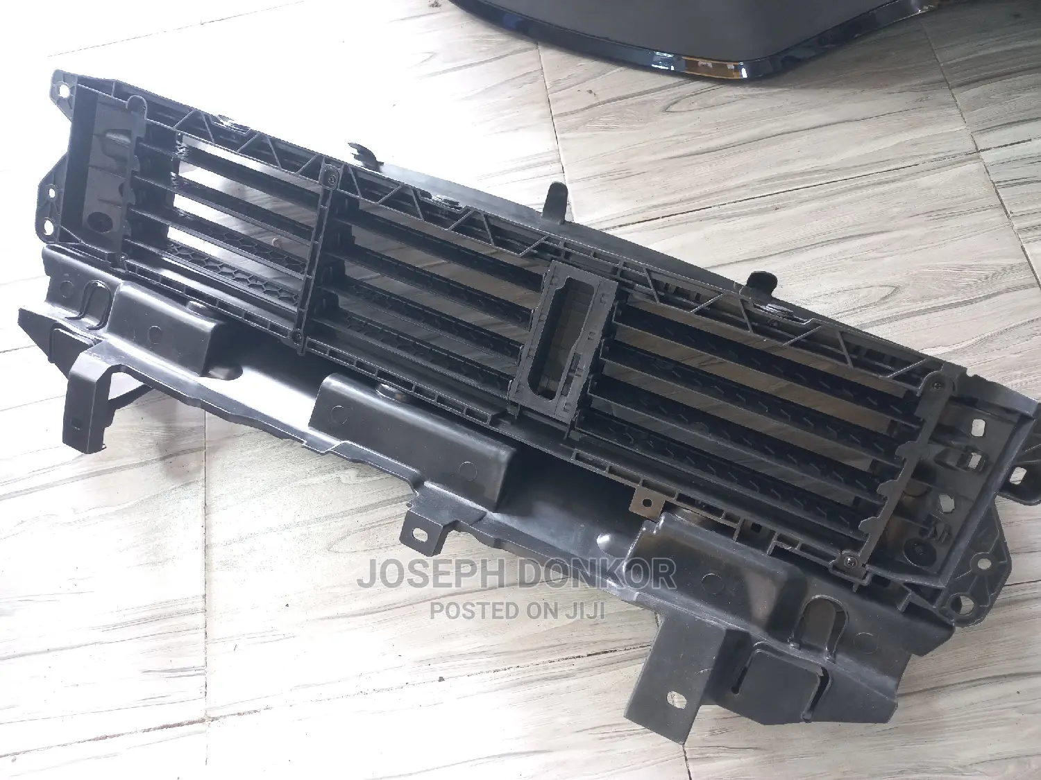 CRV Shutter Grille 2017,2018,2019,2020,2021,2022
