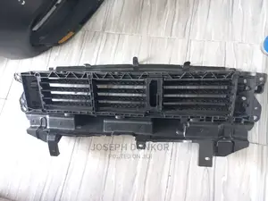 CRV Shutter Grille 2017,2018,2019,2020,2021,2022