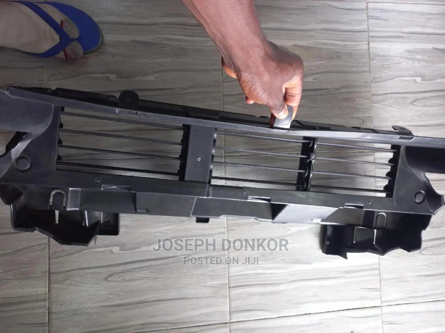CRV Shutter Grille 2017,2018,2019,2020,2021,2022
