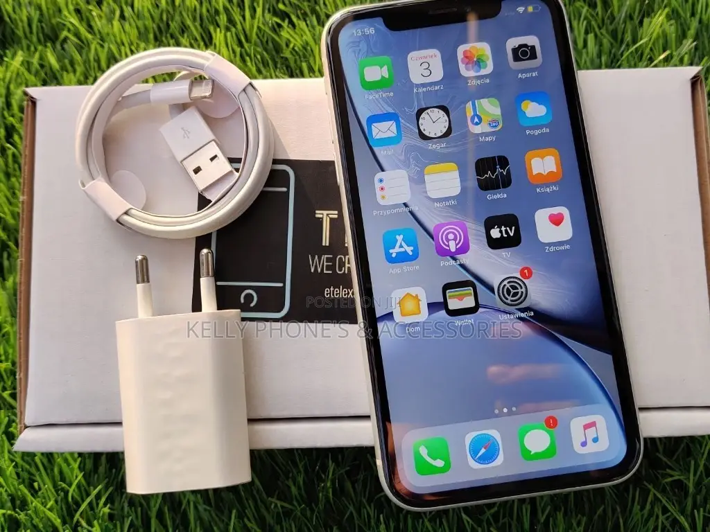 New Apple iPhone XR 128 GB White
