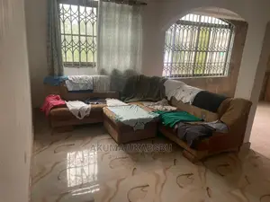 4bdrm House in Kotoku Amansana, Pokuase for sale