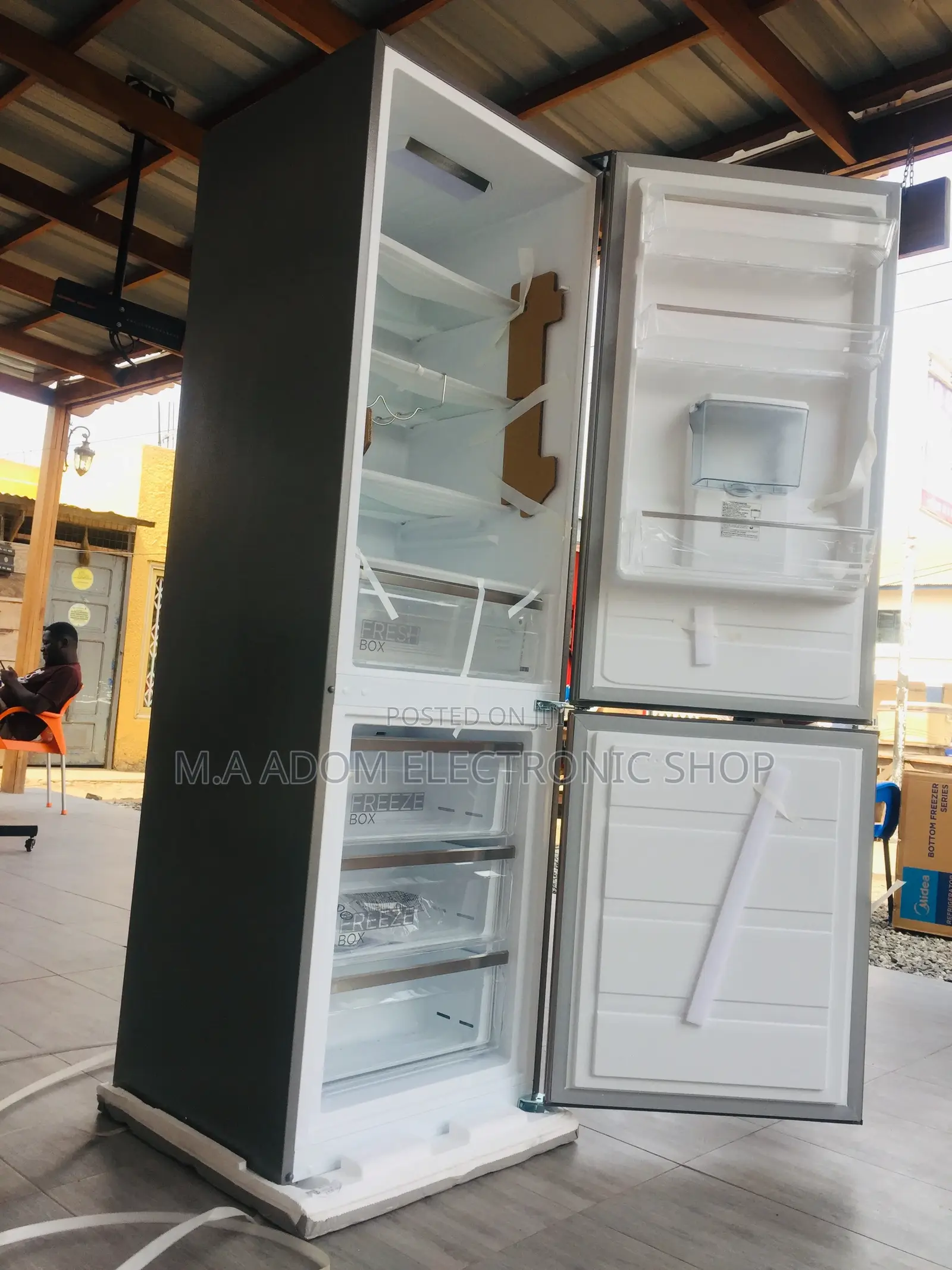 Pick Best Midea 170ltr Bottom Freezer Mdrb242fgf42