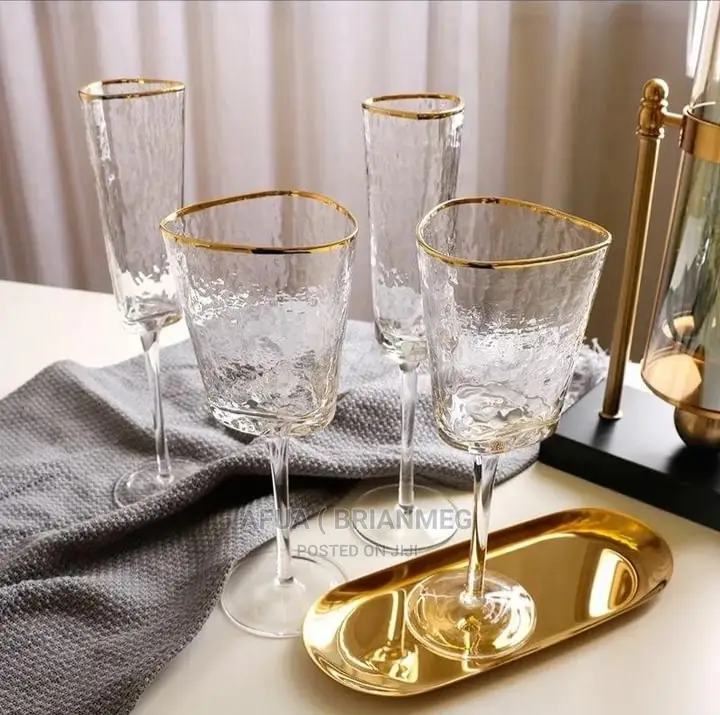 Hammered Grain Crystal Glass With Gold Rim (6pis)