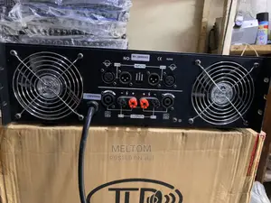 Tremor QT-8000 Mid and Bass Sub Amplifier