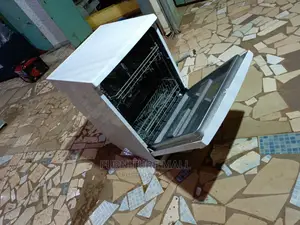 Solid Dish Washer Washer. Used to Wash Cooking Plates