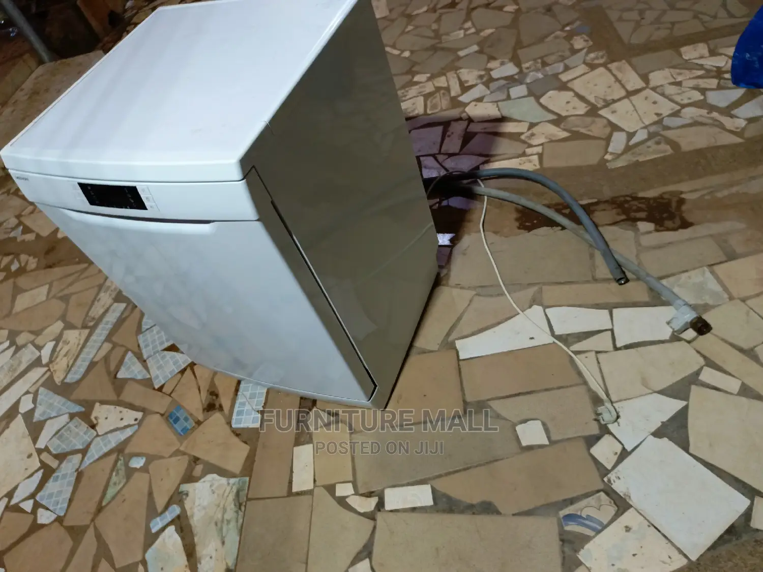 Solid Dish Washer Washer. Used to Wash Cooking Plates