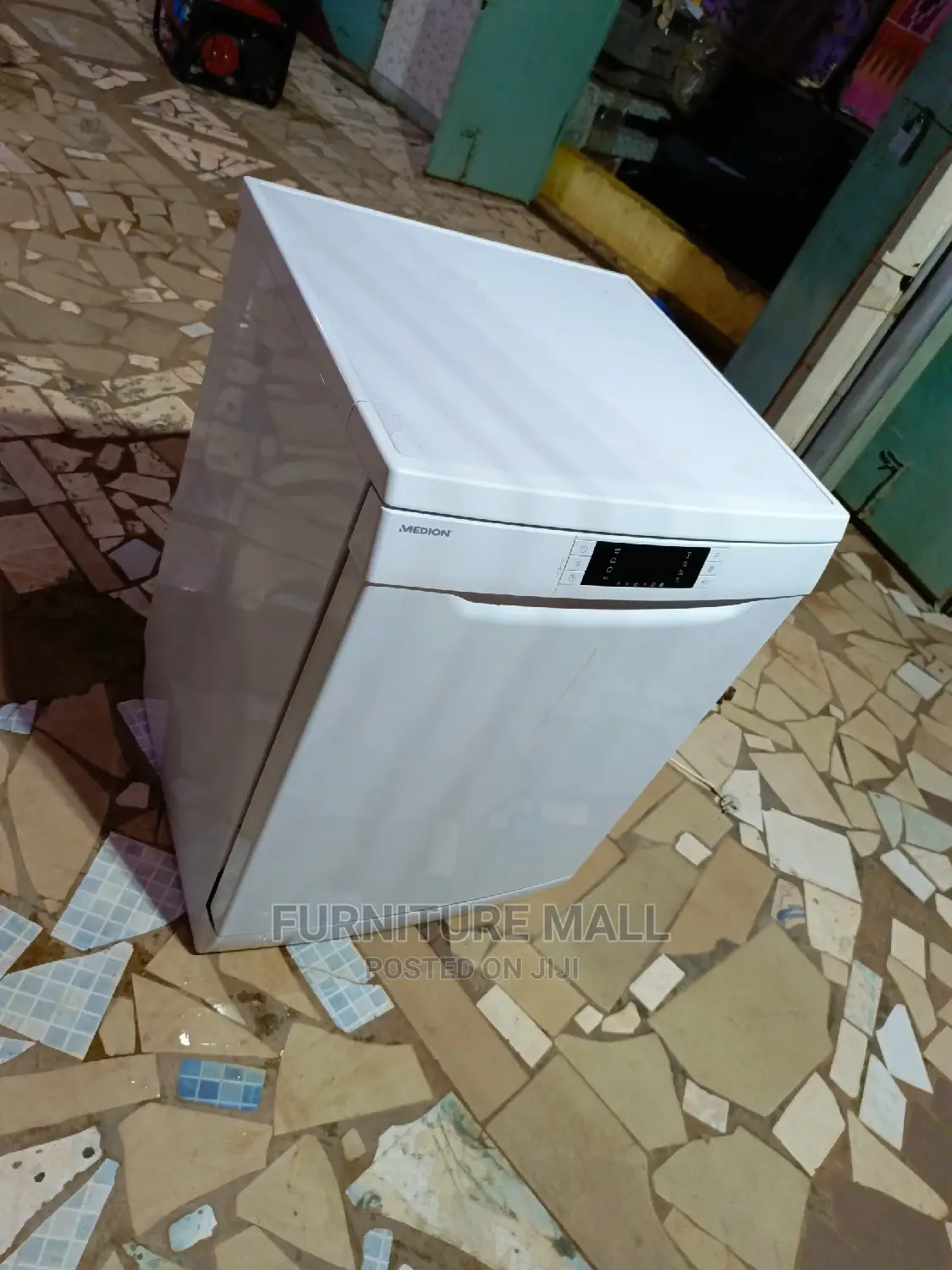 Solid Dish Washer Washer. Used to Wash Cooking Plates