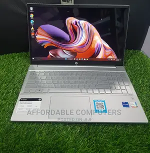 New Laptop HP Pavilion 15 8GB Intel Core I7 SSD 512GB