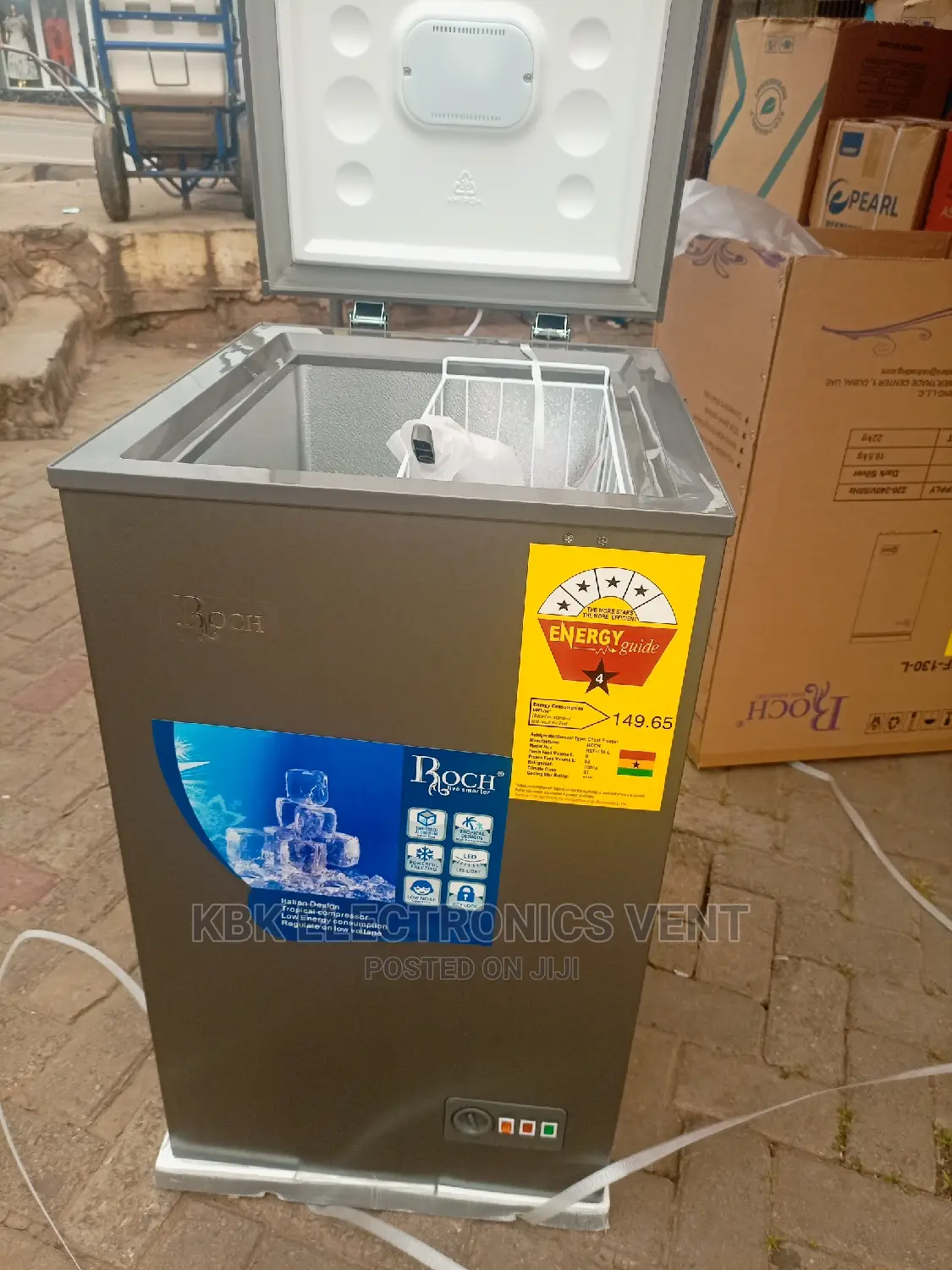 Roch 100ltr Chezt Freezer Single Door