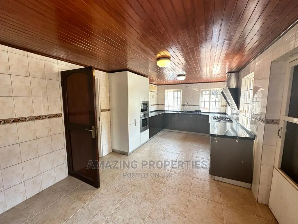 3bdrm House in Cantonments, Dworwulu for rent