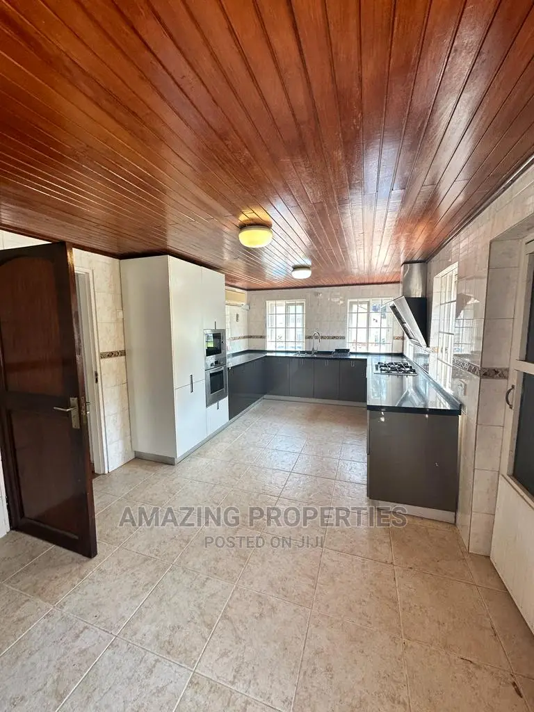 3bdrm House in Cantonments, Dworwulu for rent
