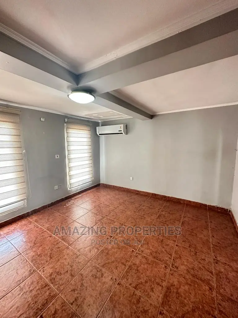 3bdrm House in Cantonments, Dworwulu for rent