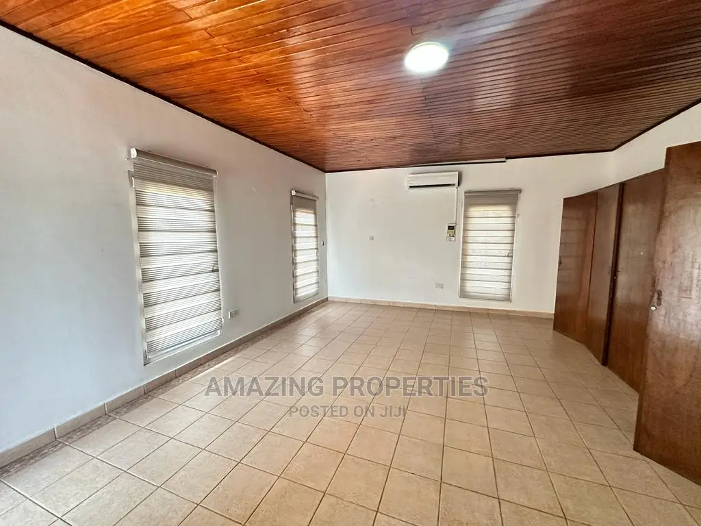 3bdrm House in Cantonments, Dworwulu for rent