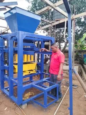 A Complete Automatic Block Machine