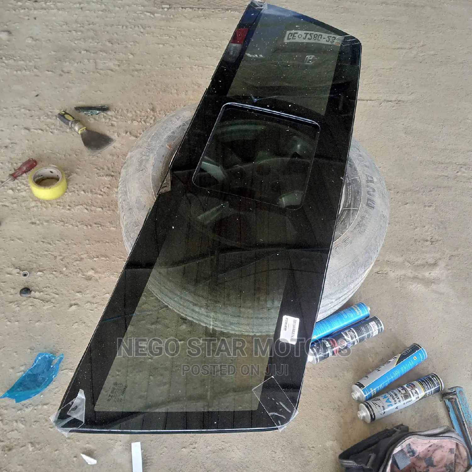 Dodge Ram 2013 Back Glass