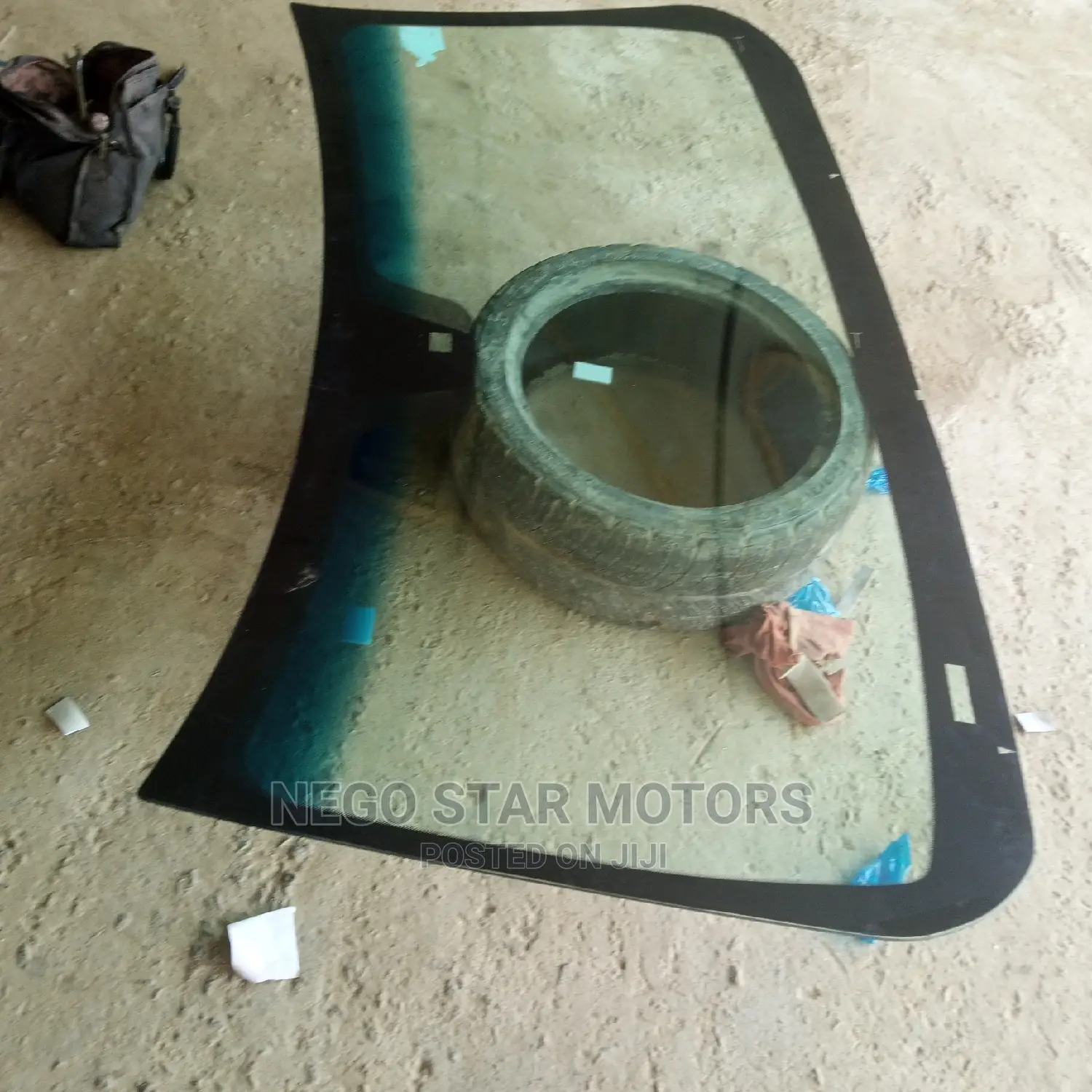 Dodge Ram 2013 Front Windscreen