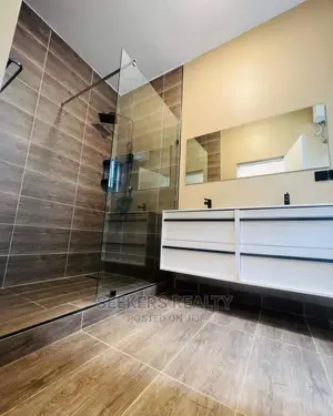 4bdrm House in Seekers Realty, Oyarifa for sale