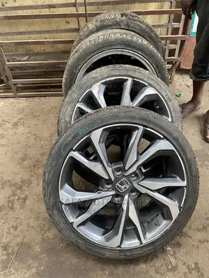 Hyundai Tyre Rims Available