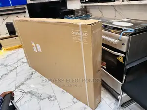 Clear Sound Quality Samsung 75”Cu7172 UHD Screen