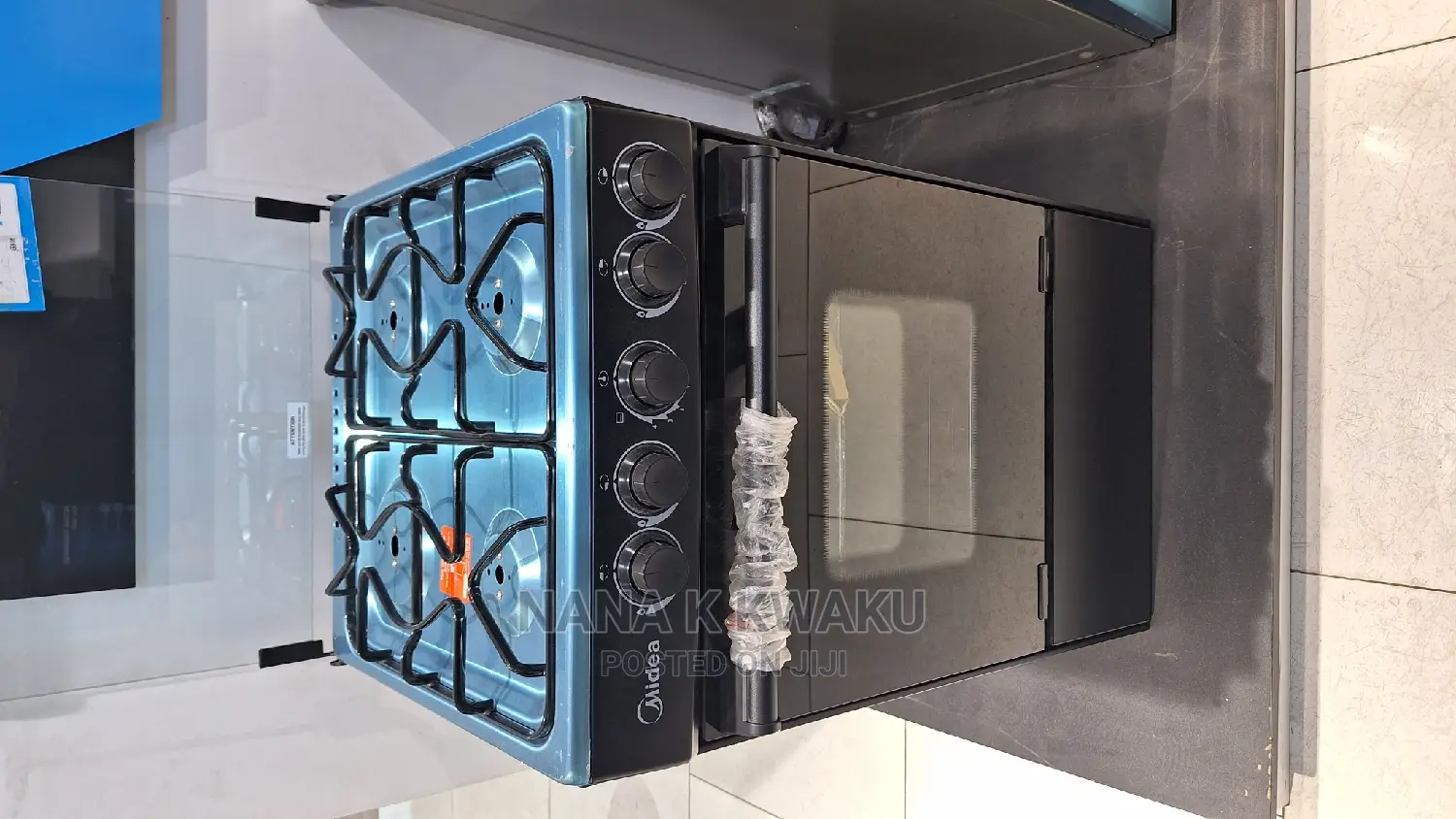 Black_midea 4 Burner Gas Cooker