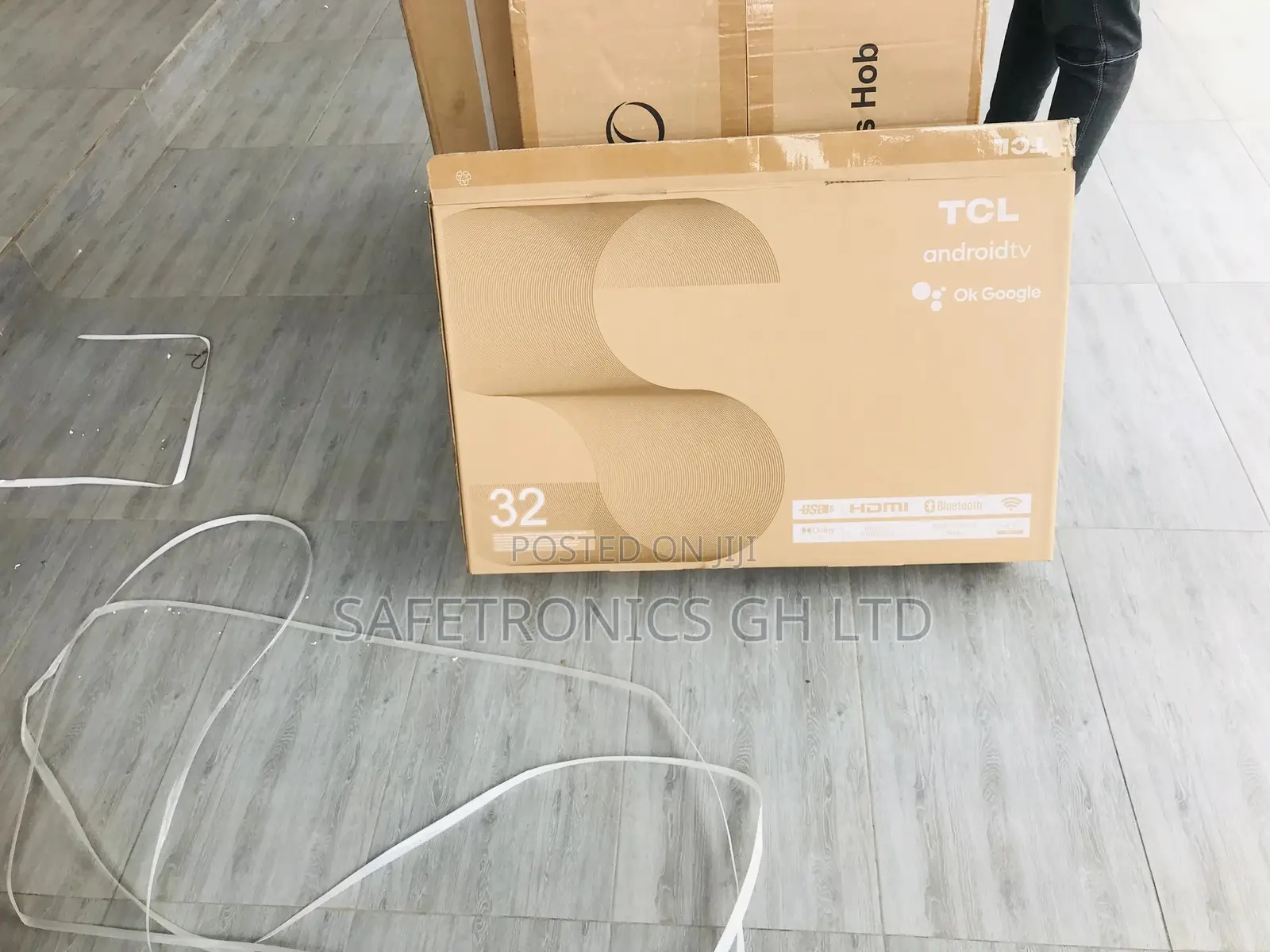 S5400A  Reliable 32 Inches Glossy LED TCL HDR Tv