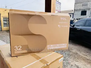 Exclusive Design 32s5400a Smart Android TCL Tv
